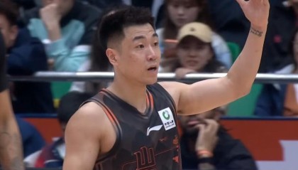 pp电子-山东男篮完胜广东，许梦君5记三分成奇兵，珀塞尔找回状态