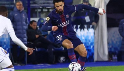 pp电子-里程碑，巴黎19岁中场扎伊尔-埃梅里迎来法甲生涯第100次出场