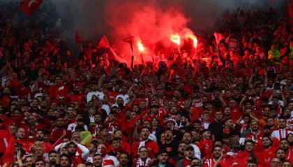 pp电子-居莱尔金左脚点爆球场，土耳其无愧欧洲杯第二主队